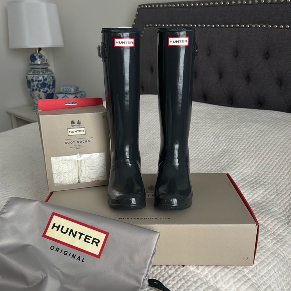 Hunter Glossy Black Rain Boots